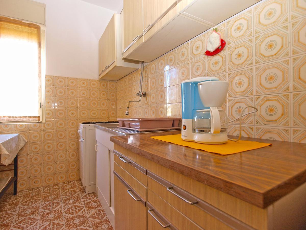 Apartments Mirela 1554 Pula Exterior photo